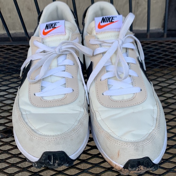 NIKE Running Shoes - Picture 15 of 15